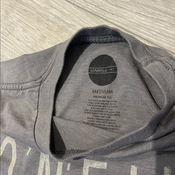O’Neil Teeshirt - Picture 2 of 2